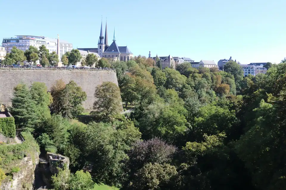 Green Pétrusse valley below the cathedral spires