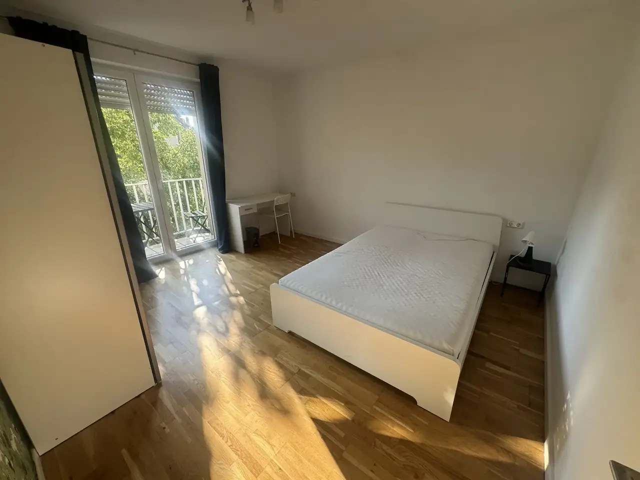 Bright furnished room in Bonnevoie
